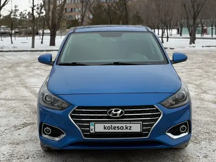 Hyundai Accent 2018 года за 7 500 000 тг. в Астана – фото 2