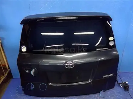 Дверь багажника на Toyota Rav4 ACA31 за 250 000 тг. в Усть-Каменогорск