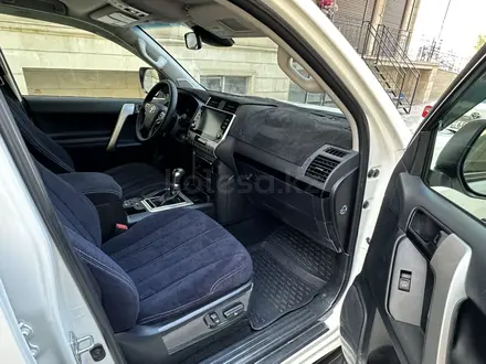 Toyota Land Cruiser Prado 2023 года за 27 500 000 тг. в Актау – фото 10