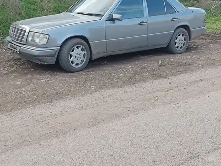 Mercedes-Benz E 230 1992 года за 1 500 000 тг. в Мерке – фото 2