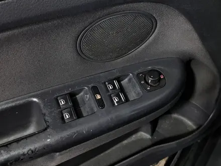 Volkswagen Golf Plus 2006 года за 2 220 000 тг. в Астана – фото 22