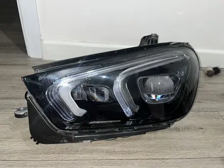 GLE W167 фара Multibeam за 380 000 тг. в Алматы