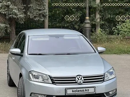 Volkswagen Passat 2011 года за 5 400 000 тг. в Алматы – фото 3
