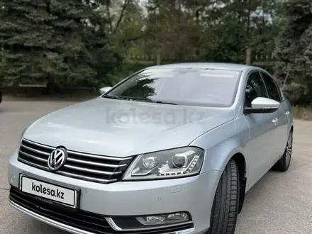 Volkswagen Passat 2011 года за 5 400 000 тг. в Алматы – фото 6