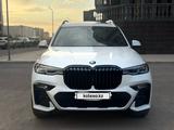 BMW X7 2022 года за 45 950 000 тг. в Астана