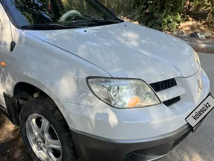 Mitsubishi Outlander 2003 года за 3 791 973 тг. в Алматы – фото 3