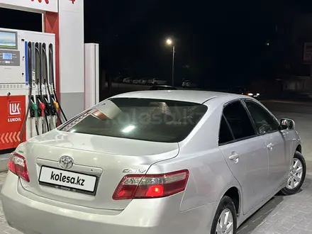 Toyota Camry 2007 года за 5 450 000 тг. в Семей – фото 2