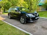 Nissan X-Trail 2018 года за 7 900 000 тг. в Астана – фото 2