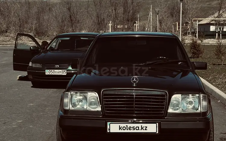 Mercedes-Benz E 220 1993 года за 2 400 000 тг. в Талдыкорган
