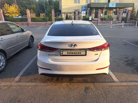 Hyundai Elantra 2019 года за 7 700 000 тг. в Алматы – фото 3