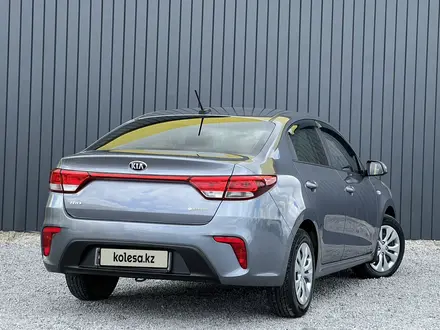 Kia Rio 2020 года за 7 450 000 тг. в Актобе – фото 4