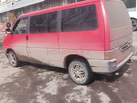 Volkswagen Multivan 1994 года за 3 000 000 тг. в Караганда – фото 8