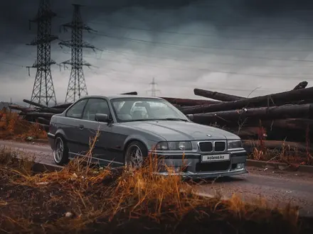 BMW 320 1994 года за 3 750 000 тг. в Алматы