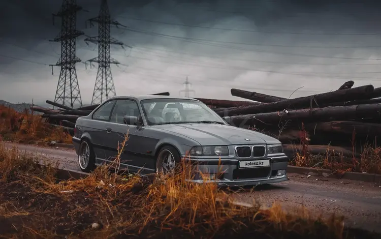 BMW 320 1994 года за 3 750 000 тг. в Алматы
