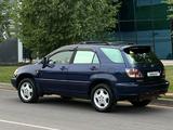 Lexus RX 300 2003 годаүшін5 300 000 тг. в Алматы – фото 2