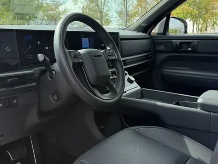 Hyundai Santa Fe 2024 года за 20 000 000 тг. в Астана – фото 9