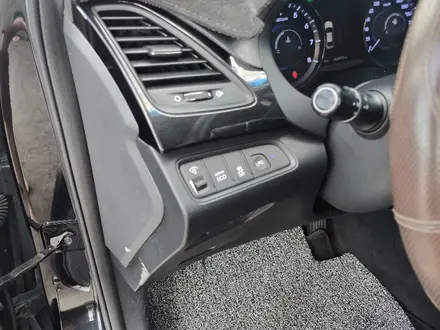 Hyundai Grandeur 2011 года за 7 300 000 тг. в Алматы – фото 16