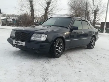 Mercedes-Benz E 280 1993 года за 2 600 000 тг. в Петропавловск – фото 7