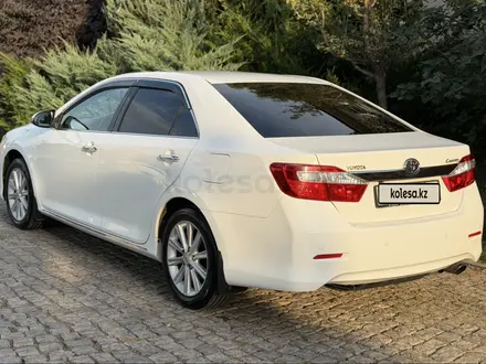Toyota Camry 2013 года за 9 800 000 тг. в Алматы – фото 10