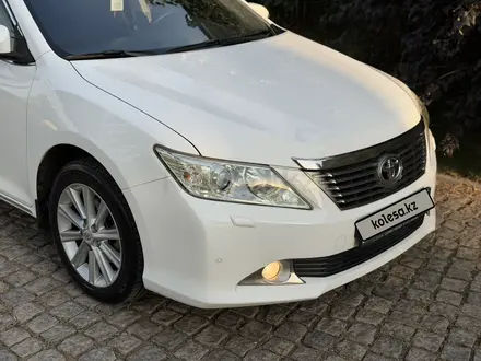 Toyota Camry 2013 года за 9 800 000 тг. в Алматы – фото 15