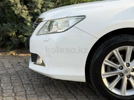 Toyota Camry 2013 года за 9 800 000 тг. в Алматы – фото 19