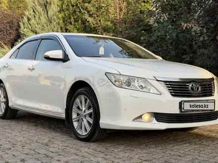 Toyota Camry 2013 года за 9 800 000 тг. в Алматы – фото 3