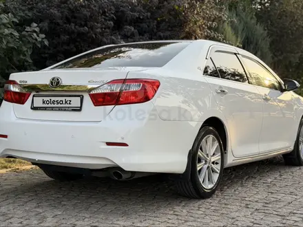 Toyota Camry 2013 года за 9 800 000 тг. в Алматы – фото 8