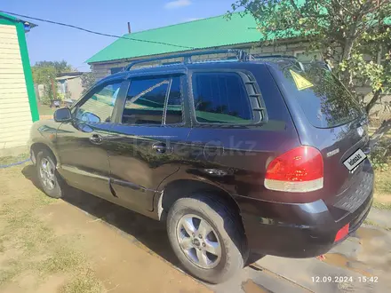 Hyundai Santa Fe 2008 года за 5 700 000 тг. в Уральск – фото 2