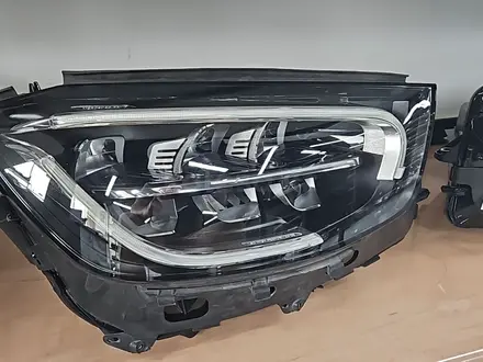 Фары Mercedes GLC X253 рестайлинг за 120 000 тг. в Алматы – фото 2