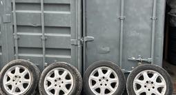 Диски с шинами от мерседеса за 150 000 тг. в Алматы