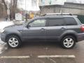 Mitsubishi Outlander 2004 годаүшін3 750 000 тг. в Алматы