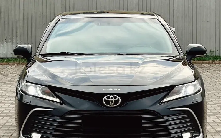 Toyota Camry 2021 года за 10 200 000 тг. в Уральск