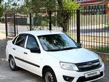 ВАЗ (Lada) Granta 2190 2015 годаүшін2 400 000 тг. в Тараз