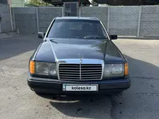 Mercedes-Benz E-Class, 1989