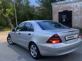 Mercedes-Benz C 200 2001 года за 3 300 000 тг. в Павлодар