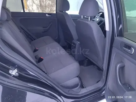 Volkswagen Golf Plus 2007 года за 3 950 000 тг. в Актобе – фото 10