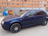 Volkswagen Golf 2001 года за 2 600 000 тг. в Костанай – фото 2