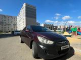 Hyundai Solaris 2011 года за 3 500 000 тг. в Уральск – фото 2