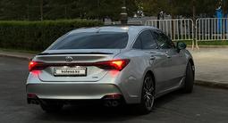 Toyota Avalon 2018 годаүшін19 000 000 тг. в Астана – фото 4