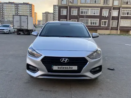 Hyundai Accent 2019 года за 7 300 000 тг. в Актау – фото 2