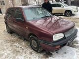 Volkswagen Golf 1993 годаfor570 000 тг. в Павлодар