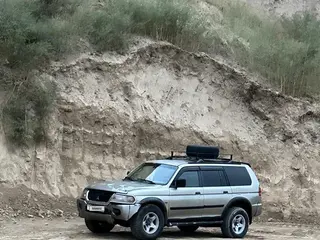 Mitsubishi Montero Sport