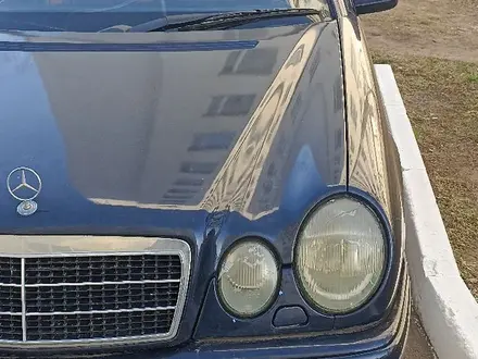 Mercedes-Benz E 230 1997 года за 2 000 000 тг. в Астана – фото 8