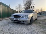 Mercedes-Benz E 320 2001 года за 5 100 000 тг. в Караганда – фото 3