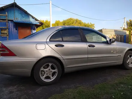 Mercedes-Benz C 180 2003 года за 3 500 000 тг. в Петропавловск – фото 12