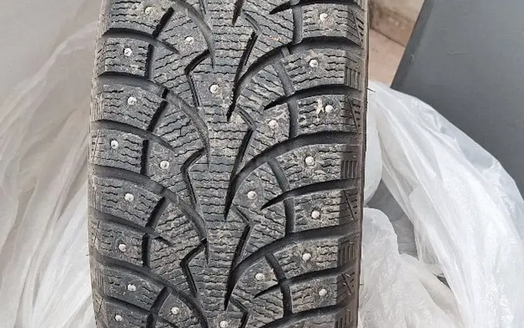 Зимние шипованные шины Sonix 195/55 R16 — отличное состояние 2025г. В.үшін80 000 тг. в Астана