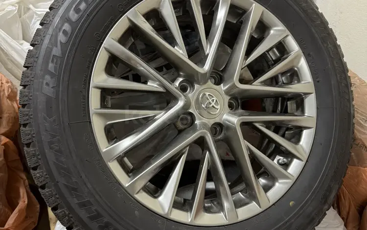 Комплект Toyota Lexus R17 за 400 000 тг. в Алматы