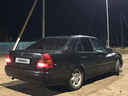 Mercedes-Benz C 180 1994 года за 1 400 000 тг. в Кокшетау – фото 8