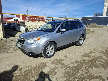 Subaru Forester 2015 года за 6 000 000 тг. в Уральск – фото 2
