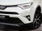 Toyota RAV4 2017 года за 13 500 000 тг. в Алматы – фото 4